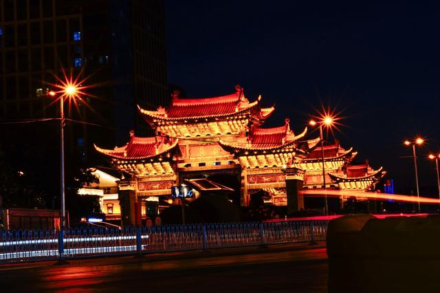 三天两夜探春城：这里不只有滇池、花海与禅寺，还有阳光清爽美宿