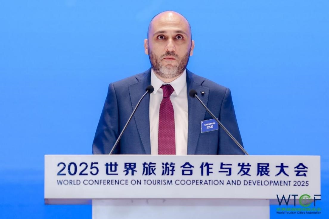 马耳他瓦莱塔市市长奥拉夫·麦凯