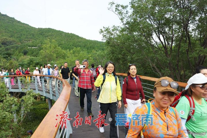 济南市公园景区推出四大主题67项文化活动，伴您过“双节”